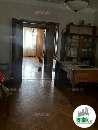 Satılır 3 otaqlı köhnə tikili 90 m² — Bakı 3 otaq 90.00 m²