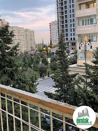 Satılır 1 otaqlı köhnə tikili 35 m² — Bakı 1 otaq 35.00 m²
