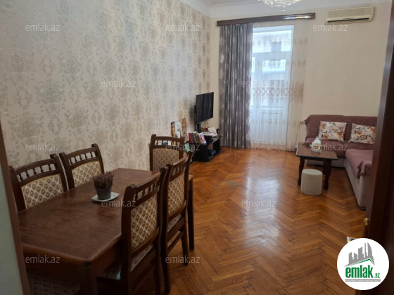 Satılır 3 otaqlı köhnə tikili 85 m² — Bakı 3 otaq 85.00 m²
