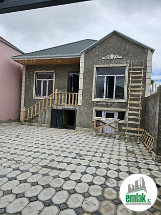 Satılır 4 otaqlı həyət evi 110 m² — Bakı 4 otaq 110.00 m²