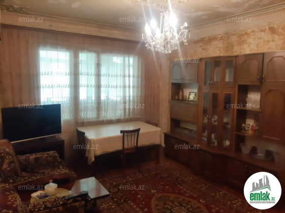 Satılır 4 otaqlı köhnə tikili 82 m² — Bakı 4 otaq 82.00 m²