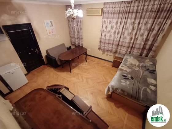 Satılır 3 otaqlı köhnə tikili 68 m² — Bakı 3 otaq 68.00 m²