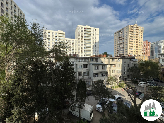 Satılır 2 otaqlı köhnə tikili 50 m² — Bakı 2 otaq 50.00 m²