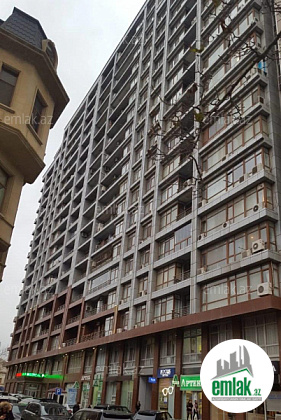 Satılır 3 otaqlı yeni tikili 136 m² — Bakı 3 otaq 136.00 m²