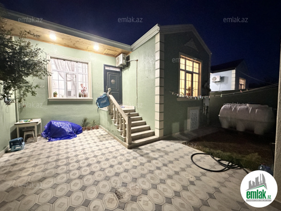 Satılır 4 otaqlı həyət evi 100 m² — Bakı 4 otaq 100.00 m²