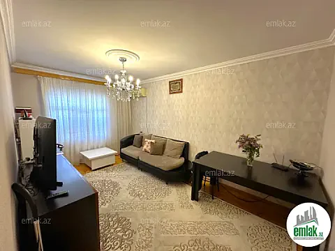 Satılır 2 otaqlı köhnə tikili 65 m² — Bakı 2 otaq 65.00 m²
