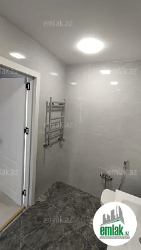 Satılır 3 otaqlı yeni tikili 88 m²
