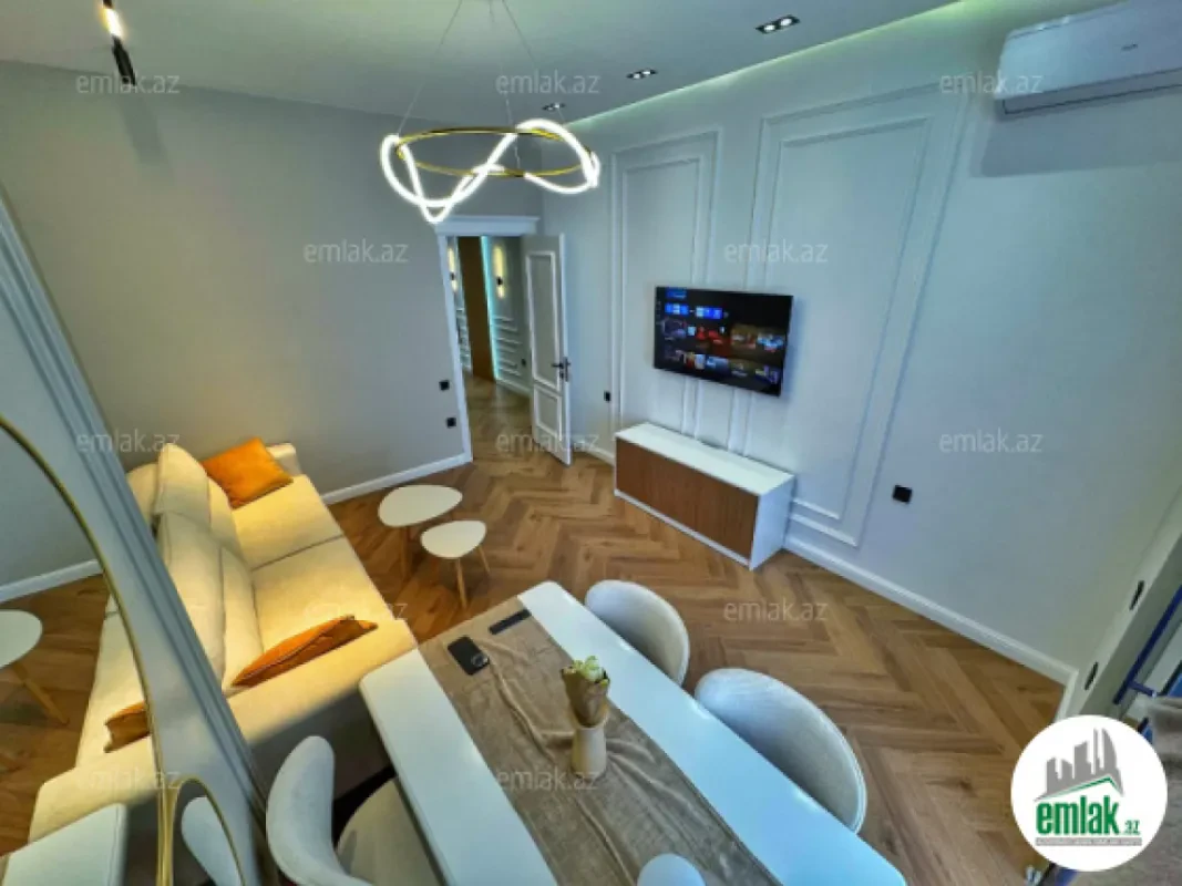Satılır 3 otaqlı yeni tikili 80 m²