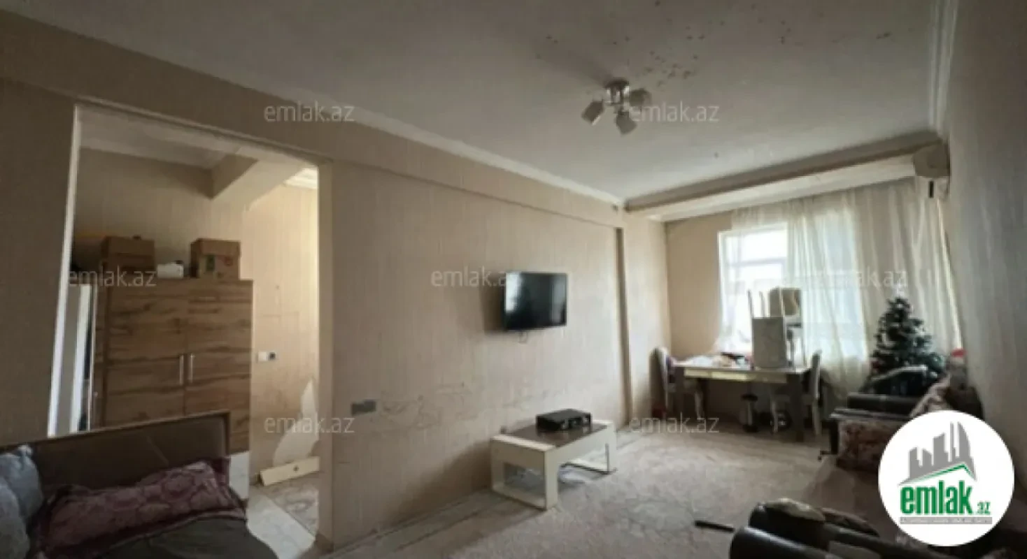 Satılır 2 otaqlı köhnə tikili 45 m²