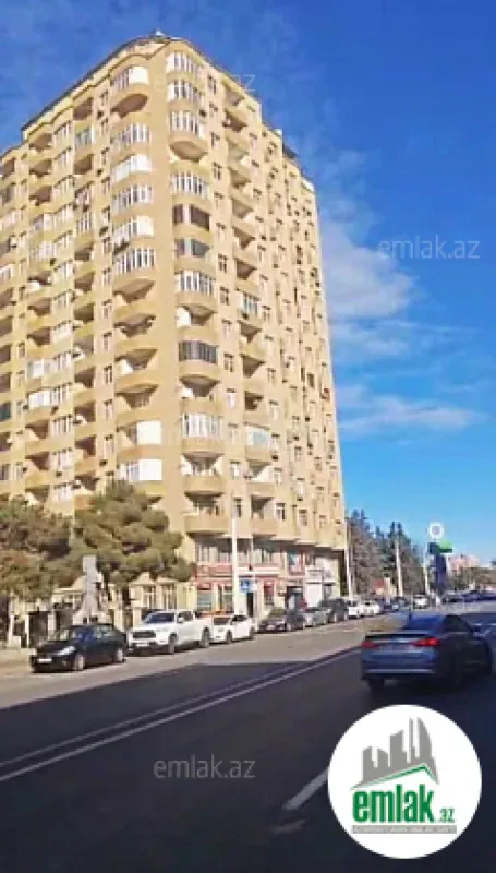 Satılır 4 otaqlı yeni tikili 180 m²
