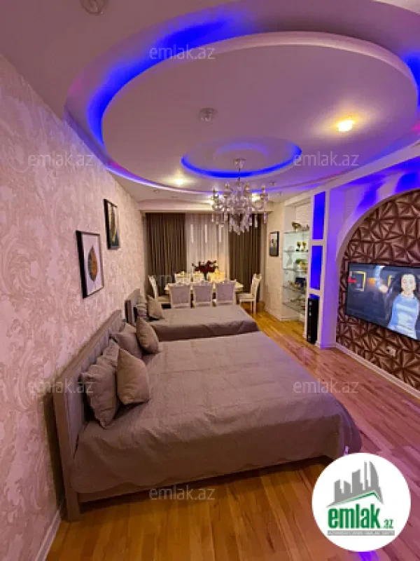 Satılır 2 otaqlı yeni tikili 105 m²