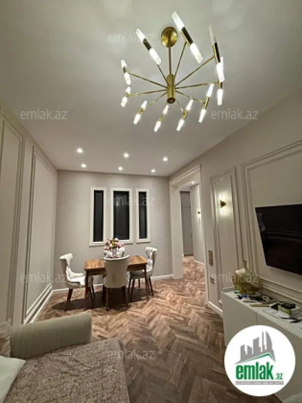 Satılır 3 otaqlı yeni tikili 70 m²