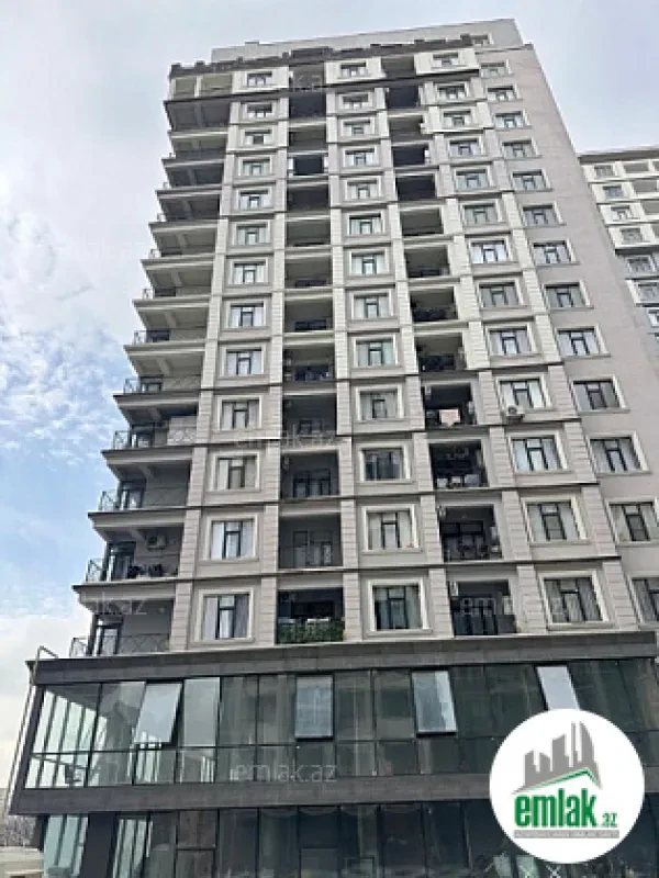 Satılır 4 otaqlı yeni tikili 145 m²