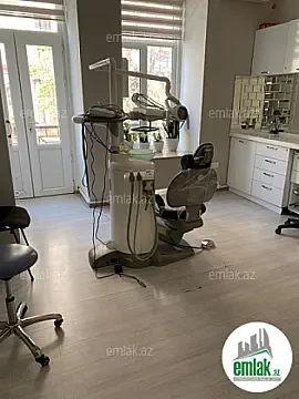 Satılır 14 otaqlı köhnə tikili 200 m² — Bakı 14 otaq 200.00 m²