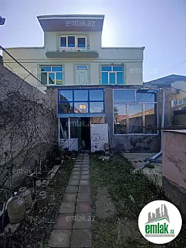 Satılır 4 otaqlı həyət evi 240 m² — Bakı 4 otaq 240.00 m²