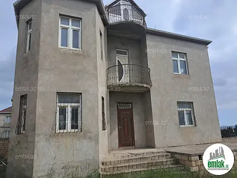 Satılır 6 otaqlı həyət evi 240 m² — Bakı 6 otaq 240.00 m²
