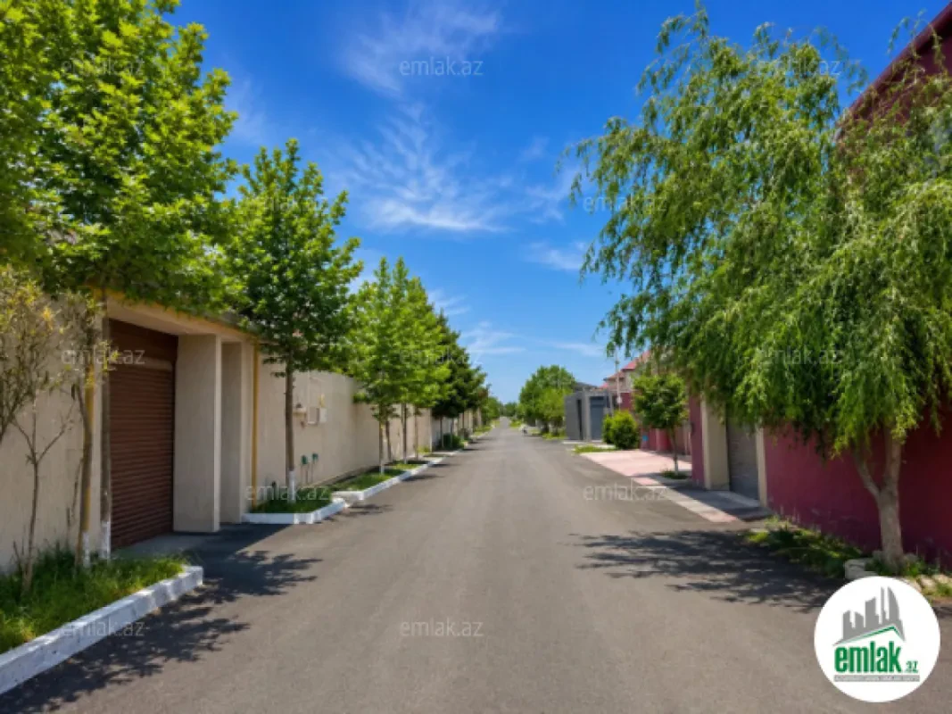 Satılır 7 otaqlı mənzil 315 m²