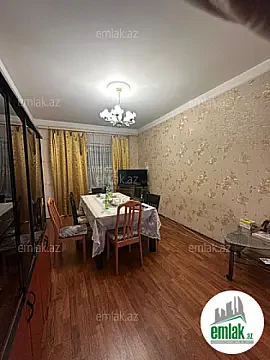 Satılır 5 otaqlı köhnə tikili 135 m² — Bakı 5 otaq 135.00 m²