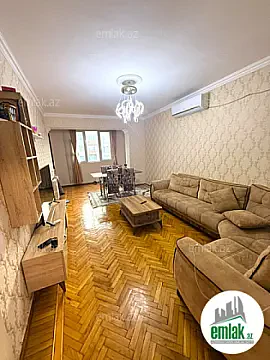 Satılır 3 otaqlı köhnə tikili 70 m² — Bakı 3 otaq 70.00 m²