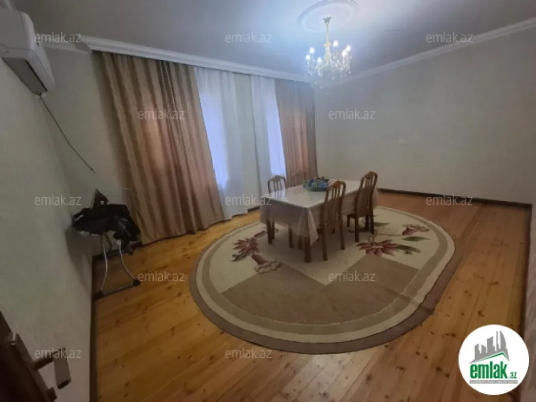 Satılır 4 otaqlı həyət evi 100 m²