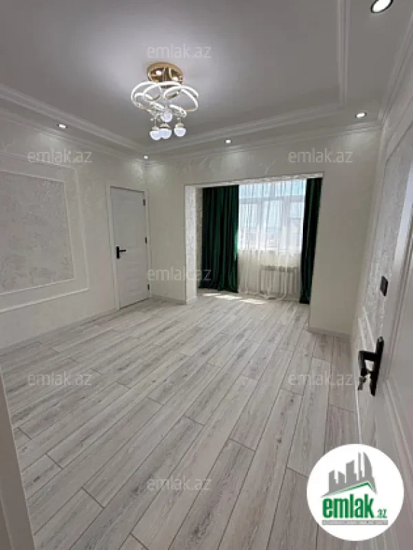 Satılır 2 otaqlı köhnə tikili 45 m²