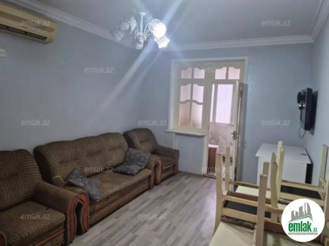 Satılır 3 otaqlı köhnə tikili 65 m²