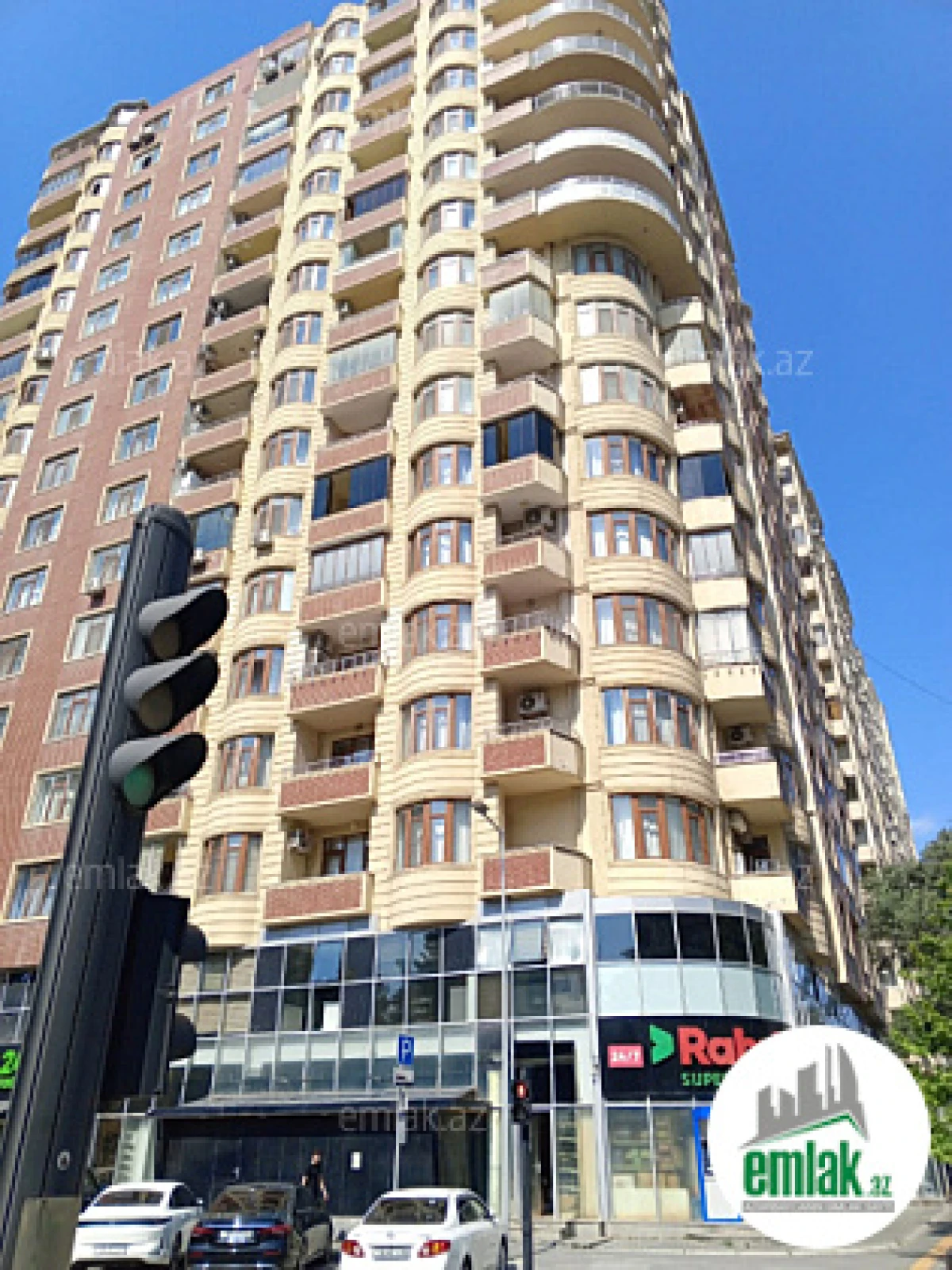 Satılır 3 otaqlı yeni tikili 175 m²