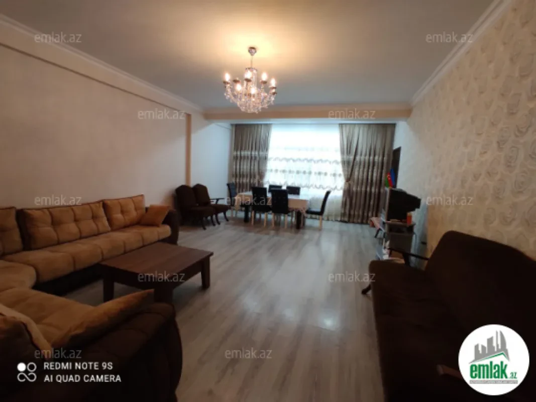 Satılır 3 otaqlı yeni tikili 100 m²