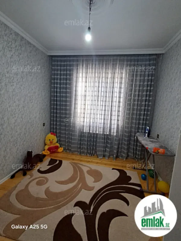 Satılır 4 otaqlı həyət evi 120 m²