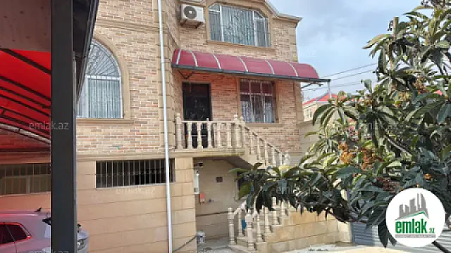 Satılır 10 otaqlı həyət evi 360 m² — Bakı 10 otaq 360.00 m²