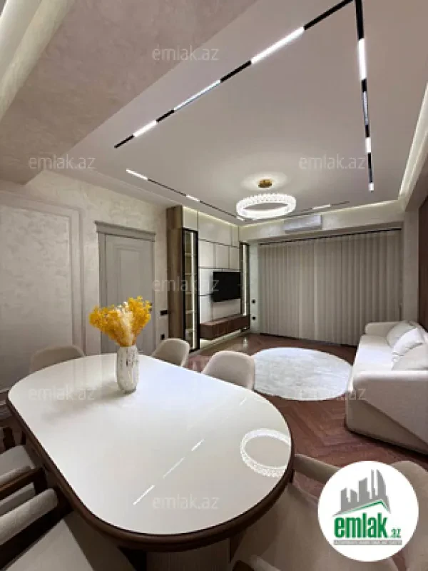 Satılır 3 otaqlı yeni tikili 117 m²