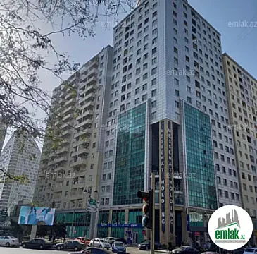 Satılır 4 otaqlı yeni tikili 190 m² — Bakı 4 otaq 190.00 m²