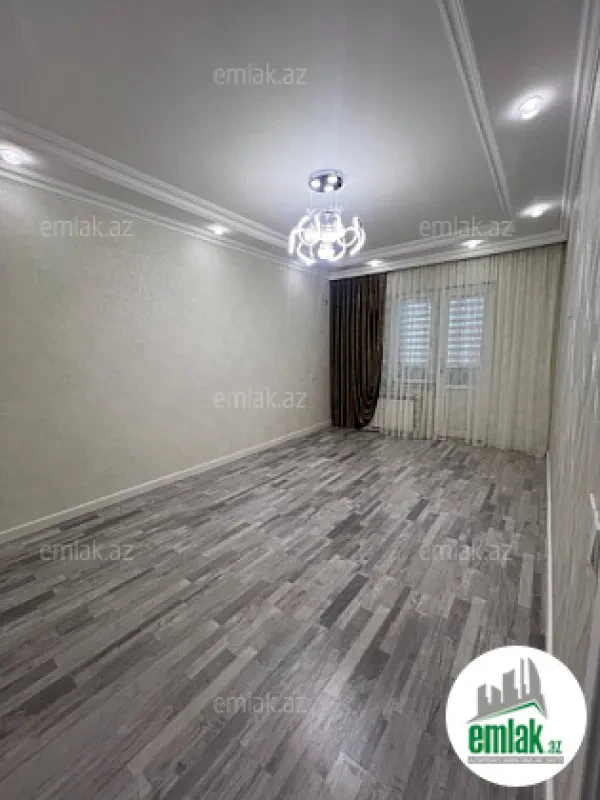 Satılır 3 otaqlı köhnə tikili 75 m²