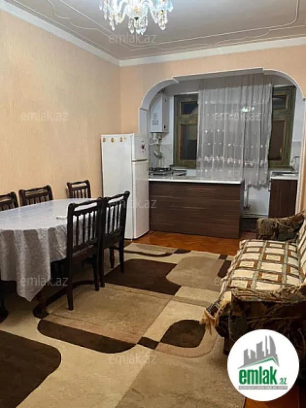 Satılır 2 otaqlı köhnə tikili 50 m²
