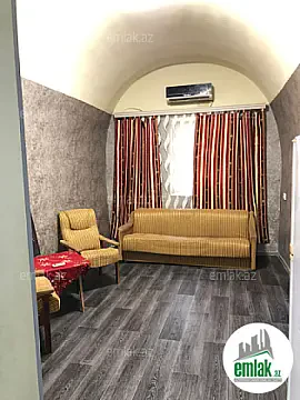 Satılır 2 otaqlı köhnə tikili 50 m² — Bakı 2 otaq 50.00 m²