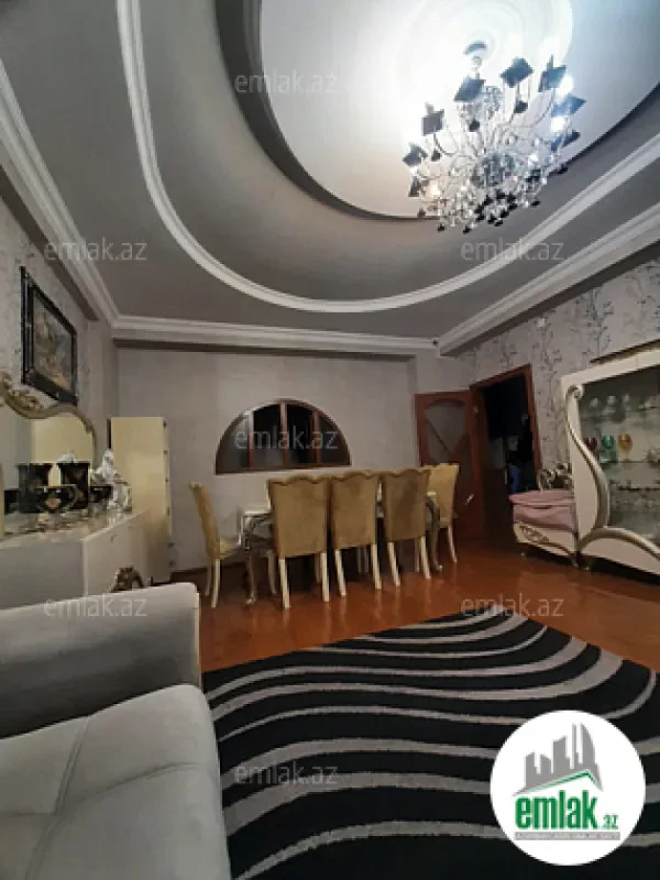 Satılır 3 otaqlı yeni tikili 77 m²