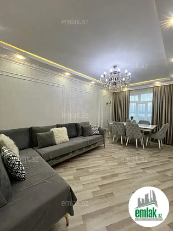 Satılır 3 otaqlı köhnə tikili 80 m²