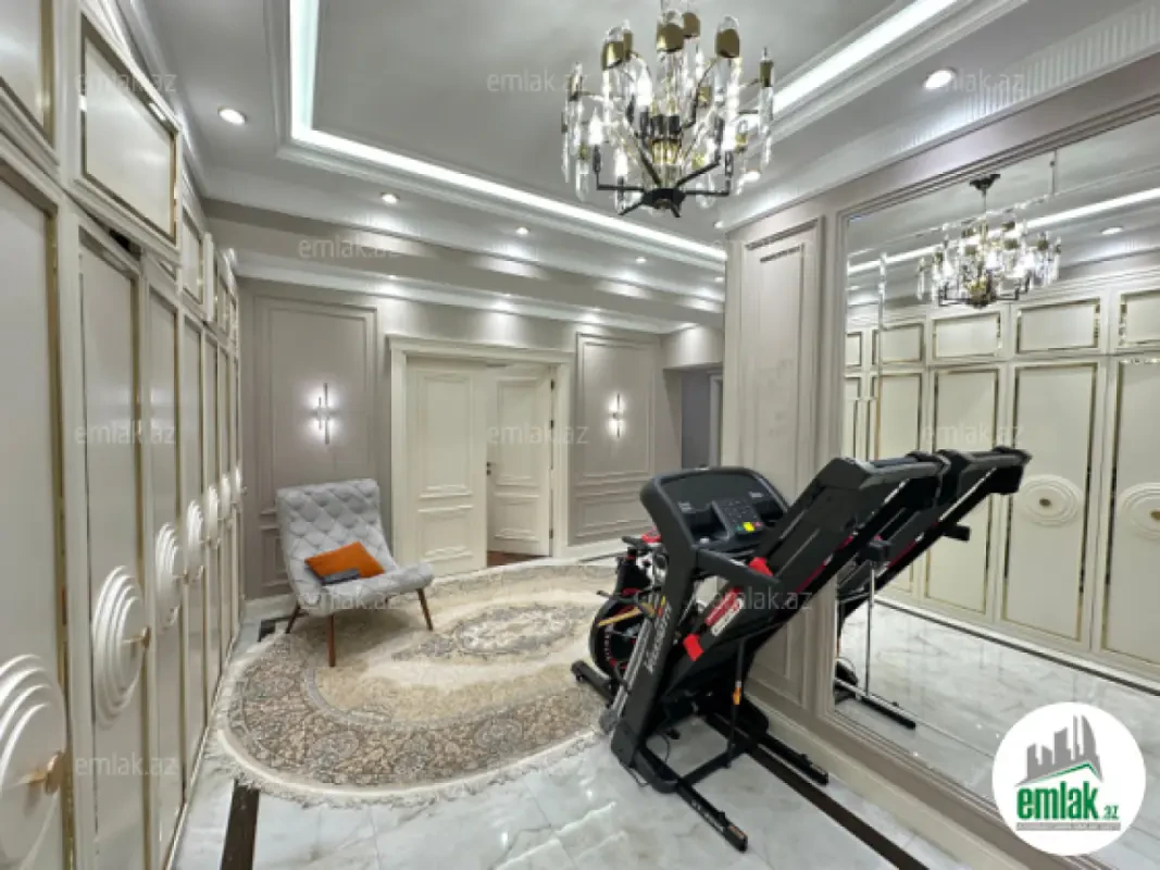 Satılır 3 otaqlı yeni tikili 135 m²