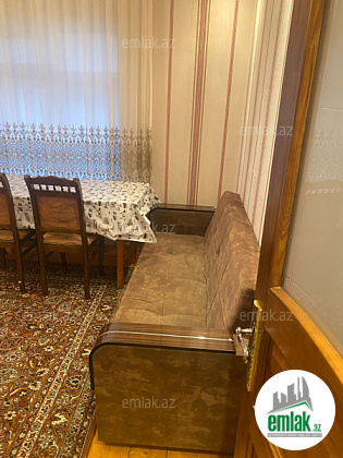 Satılır 1 otaqlı köhnə tikili 40 m²