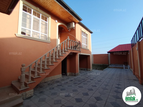 Satılır 4 otaqlı həyət evi 180 m²