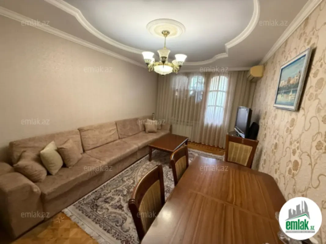 Satılır 3 otaqlı köhnə tikili 85 m²