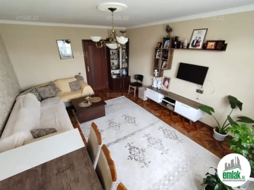 Satılır 3 otaqlı köhnə tikili 64 m²