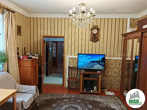 Satılır 4 otaqlı həyət evi 110 m² — Bakı 4 otaq 110.00 m²