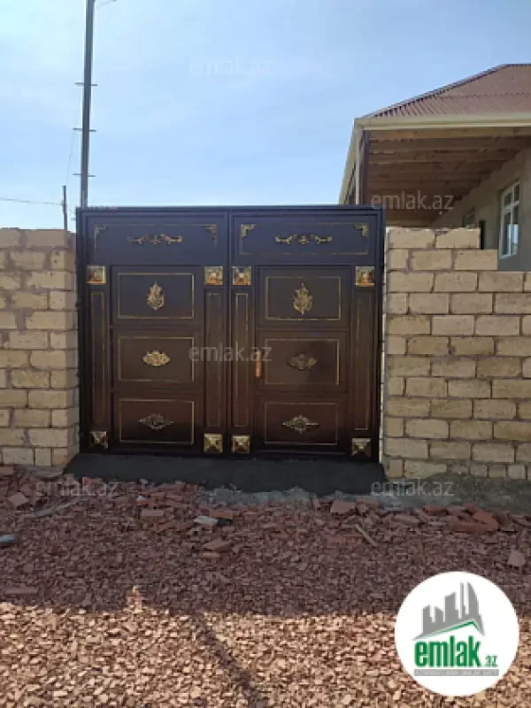 Satılır 3 otaqlı həyət evi 100 m²