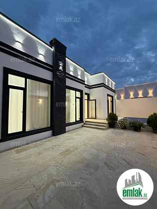 Satılır 4 otaqlı mənzil 130 m²