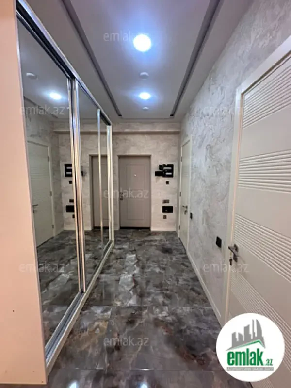 Satılır 2 otaqlı yeni tikili 106 m²