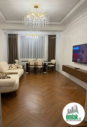 Satılır 3 otaqlı yeni tikili 120 m²