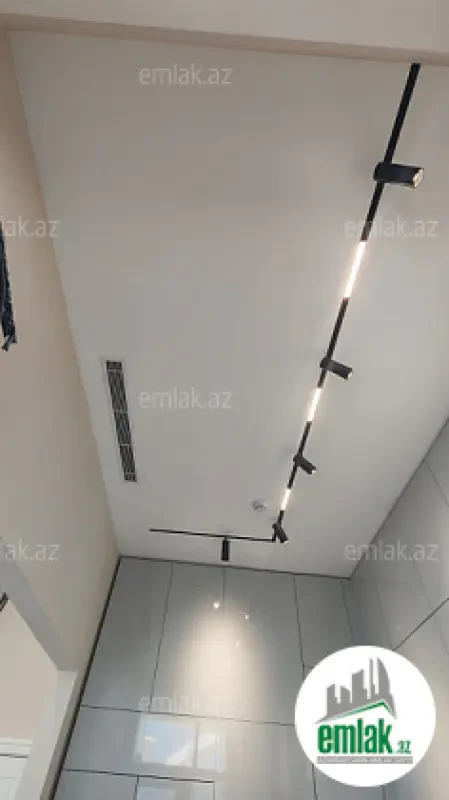 Satılır 3 otaqlı yeni tikili 81 m²