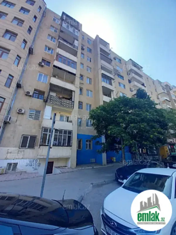 Satılır 3 otaqlı köhnə tikili 80 m²