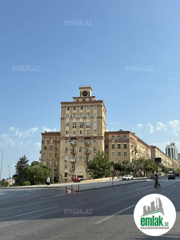 Satılır 2 otaqlı köhnə tikili 50 m²